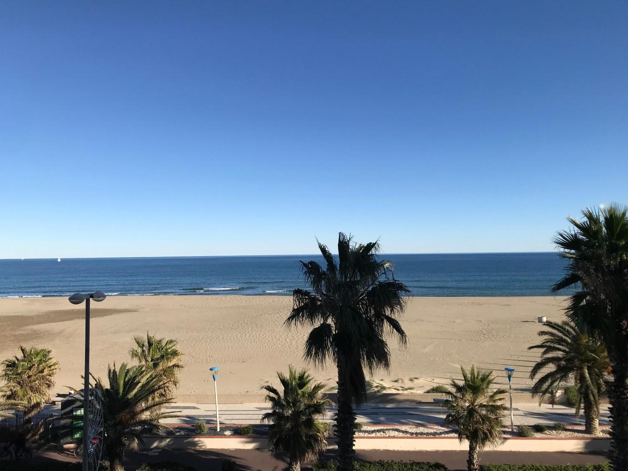 Appartement Face A La Mer - 6 A 8 Personnes - Canet En Roussillon Zewnętrze zdjęcie